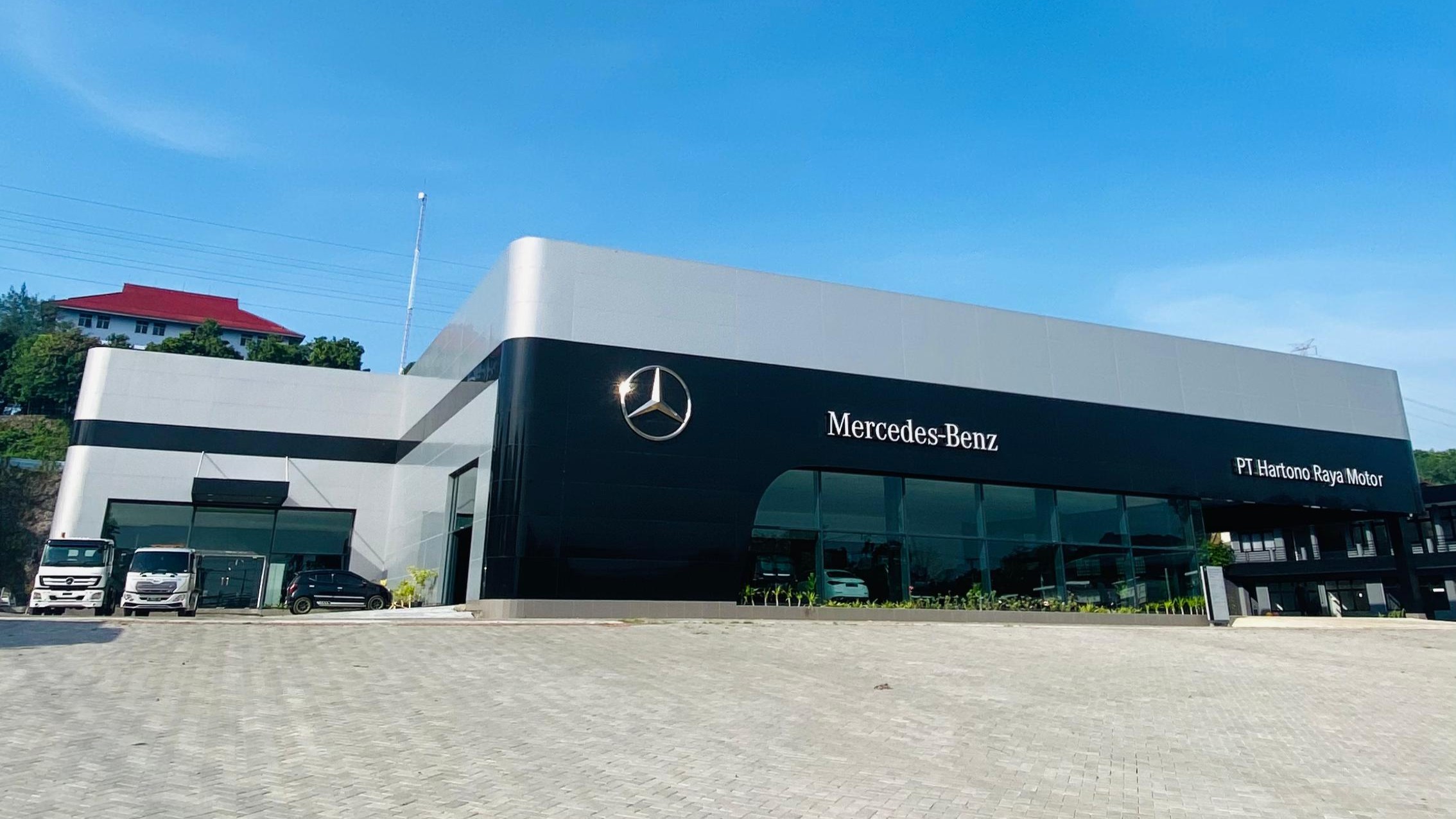 PT Hartono Raya Motor - Semarang
